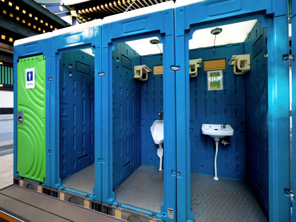 Best Portable restroom trailer rental  in Yeadon, PA